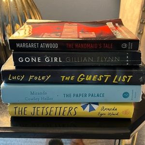 Set of 5 amazing fiction books!